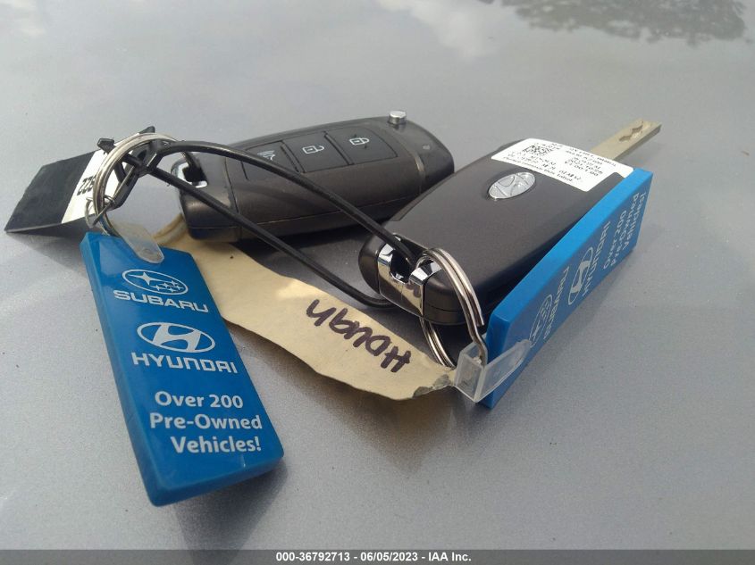 2022 HYUNDAI VENUE SE - KMHRB8A36NU154412