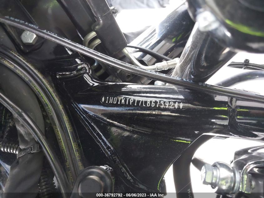 2020 HARLEY-DAVIDSON FLTRXS - 1HD1KTP17LB673924