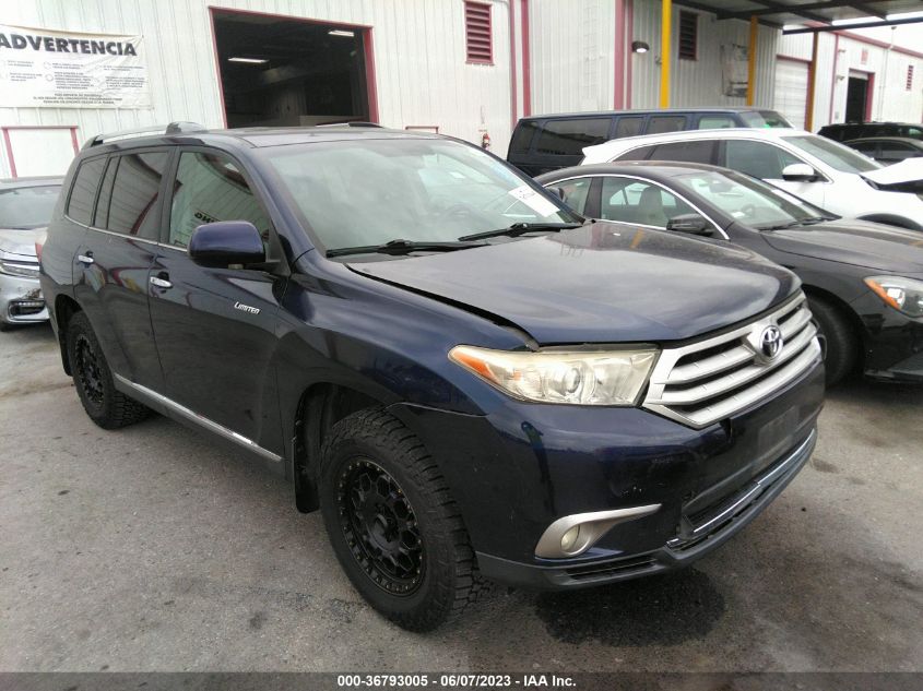 2013 TOYOTA HIGHLANDER LIMITED - 5TDYK3EH7DS130731