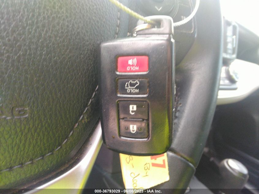 2016 TOYOTA RAV4 XLE - 2T3WFREV9GW269623