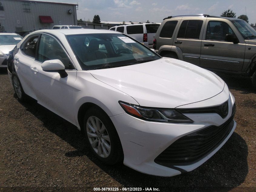 4T1B11HK2KU235847 Toyota Camry LE