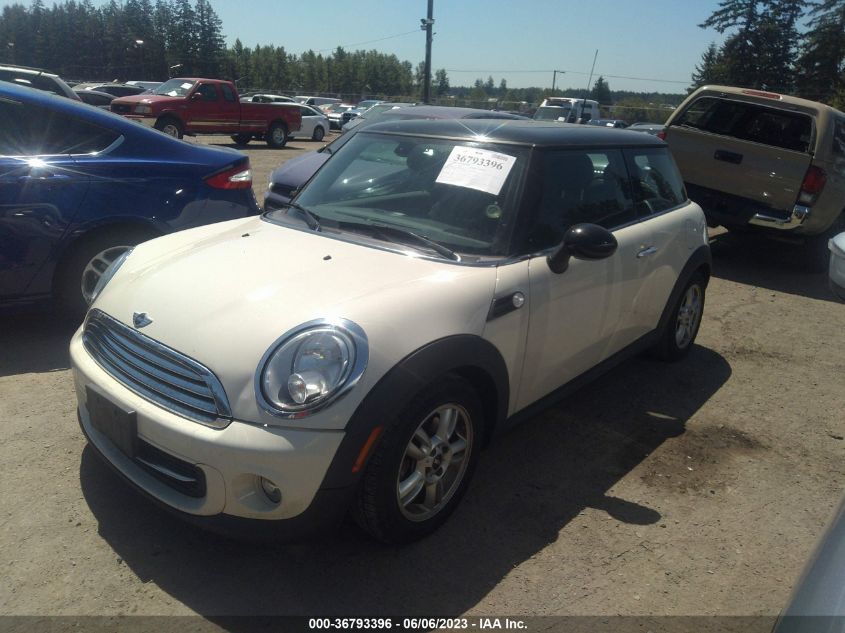 2013 MINI COOPER HARDTOP - WMWSU3C59DT692525