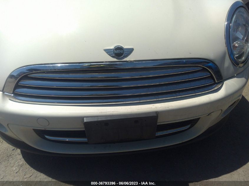 2013 MINI COOPER HARDTOP - WMWSU3C59DT692525