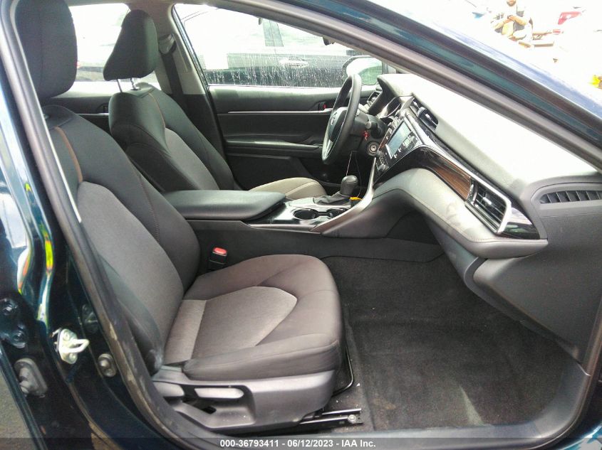 2020 TOYOTA CAMRY LE - 4T1C11AK1LU974174