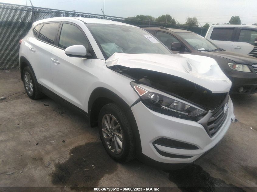 2017 HYUNDAI TUCSON SE - KM8J23A43HU519108