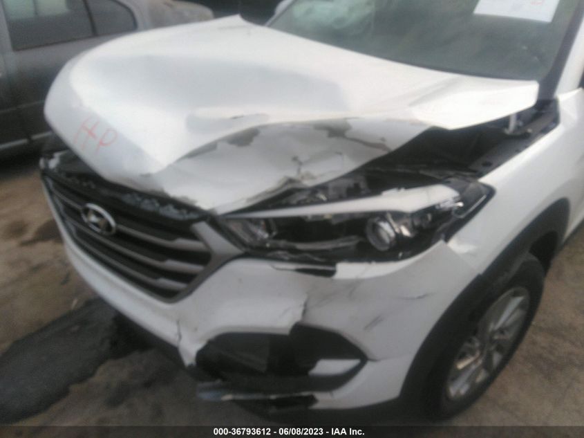 2017 HYUNDAI TUCSON SE - KM8J23A43HU519108