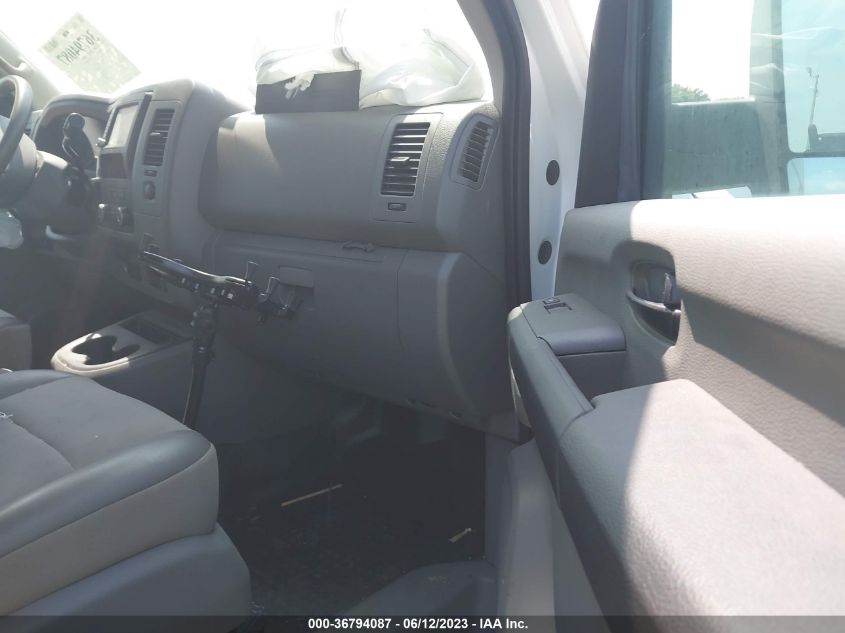 2020 NISSAN NV CARGO SV - 1N6BF0LY8LN802681
