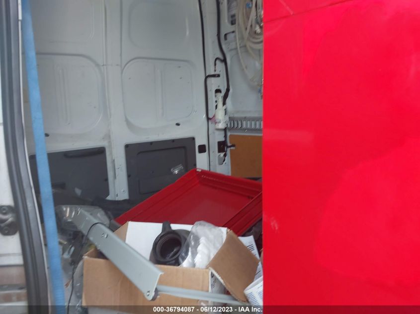 2020 NISSAN NV CARGO SV - 1N6BF0LY8LN802681