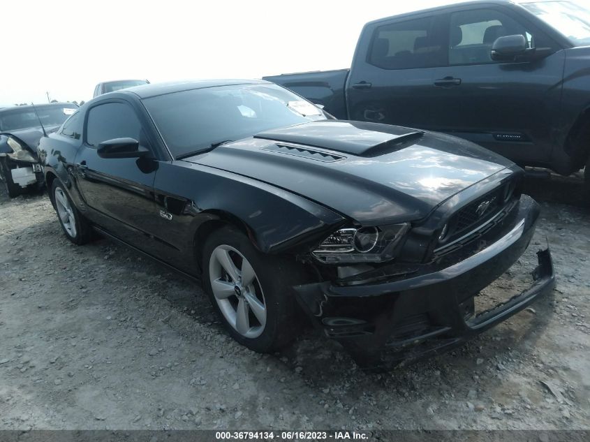 1ZVBP8CFXD5265730 2013 FORD MUSTANG - Image 1