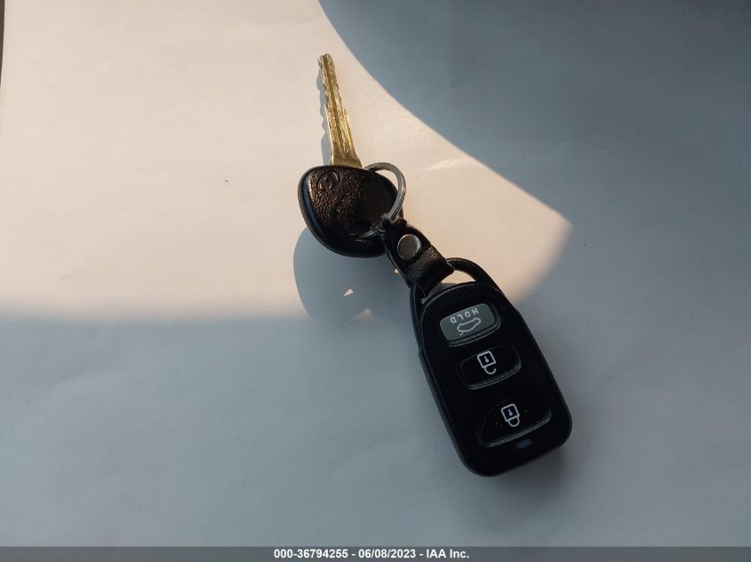 2018 HYUNDAI ELANTRA SEL - 5NPD84LF6JH233998