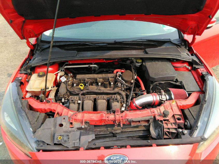 2016 FORD FOCUS SE - 1FADP3K22GL272304