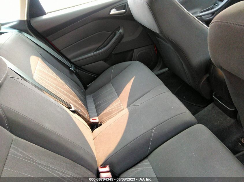2016 FORD FOCUS SE - 1FADP3K22GL272304