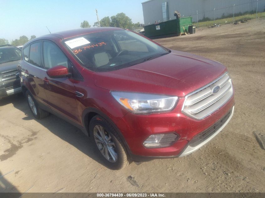 2019 FORD ESCAPE SE - 1FMCU0GD5KUA17006