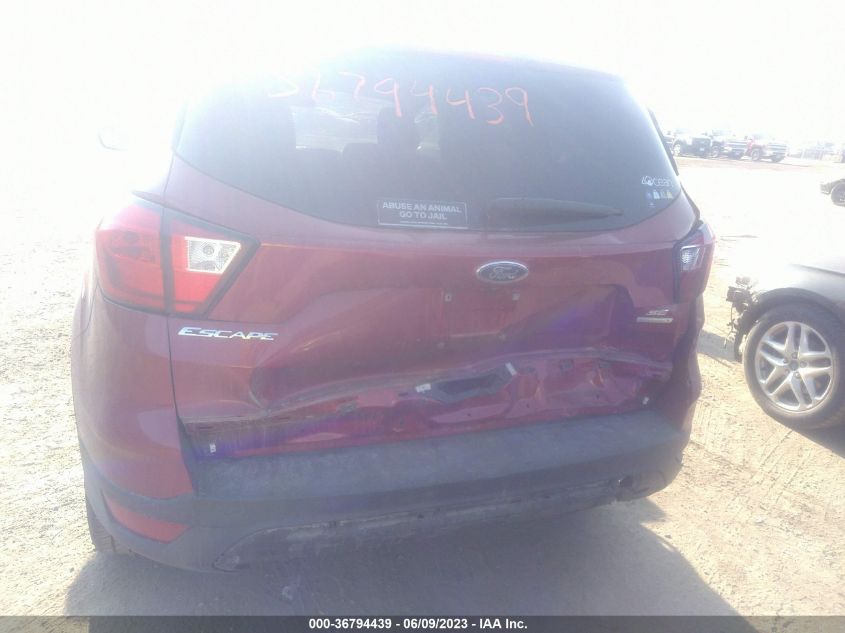 2019 FORD ESCAPE SE - 1FMCU0GD5KUA17006