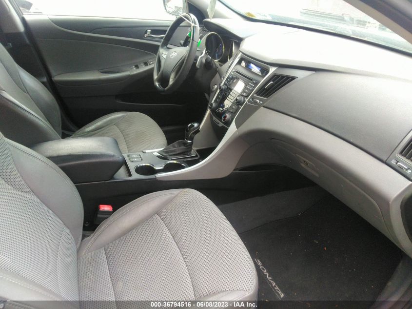 2013 HYUNDAI SONATA SE - 5NPEC4AC4DH685254