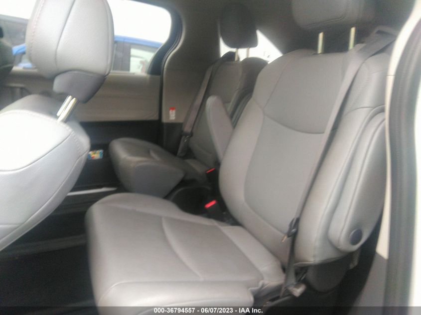 2022 TOYOTA SIENNA XLE - 5TDYRKEC2NS101200