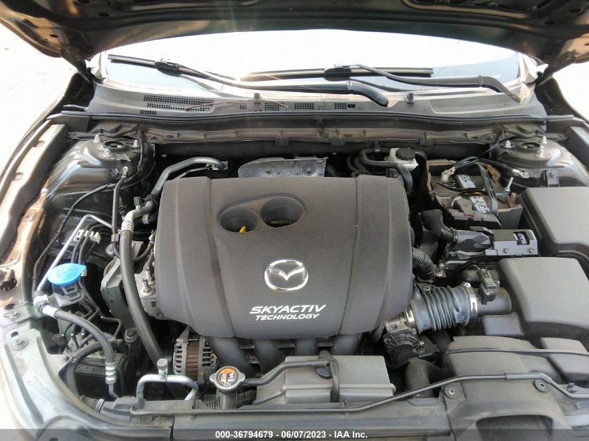 2018 MAZDA 3 SPORT 3MZBN1U72JM165907