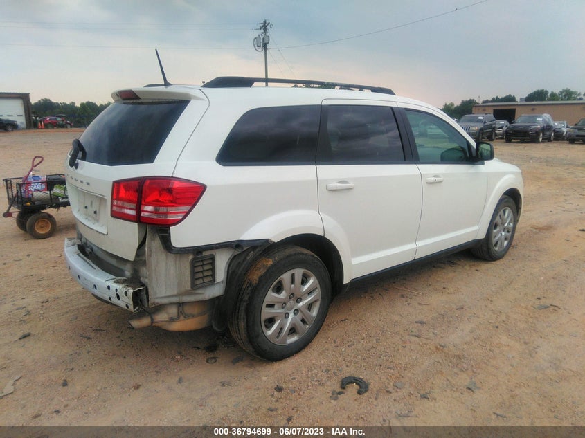 VIN 3C4PDCABXJT533823 2018 DODGE JOURNEY SE