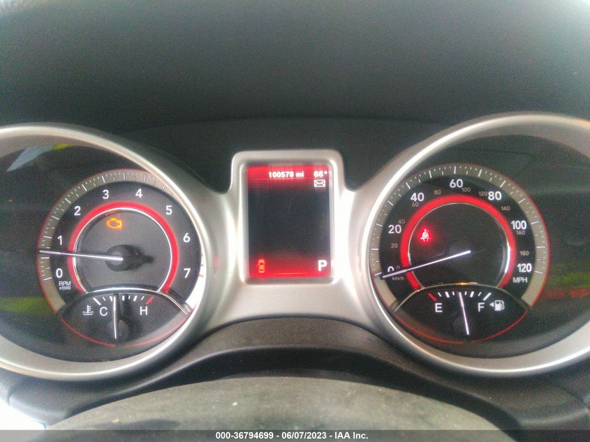 VIN 3C4PDCABXJT533823 2018 DODGE JOURNEY SE