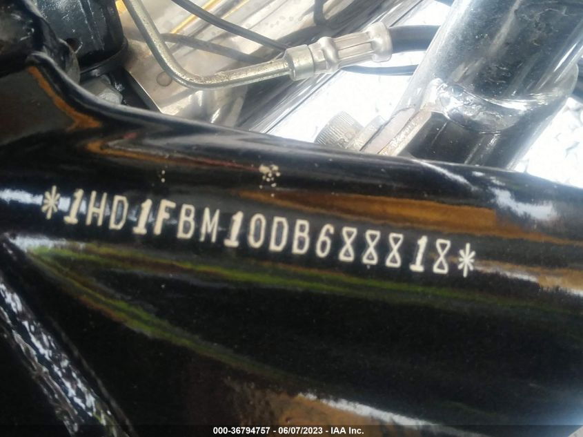 2013 HARLEY-DAVIDSON FLHR ROAD KING - 1HD1FBM10DB688818