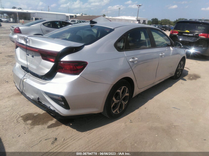 VIN 3KPF24AD2KE129834 2019 KIA FORTE LXS