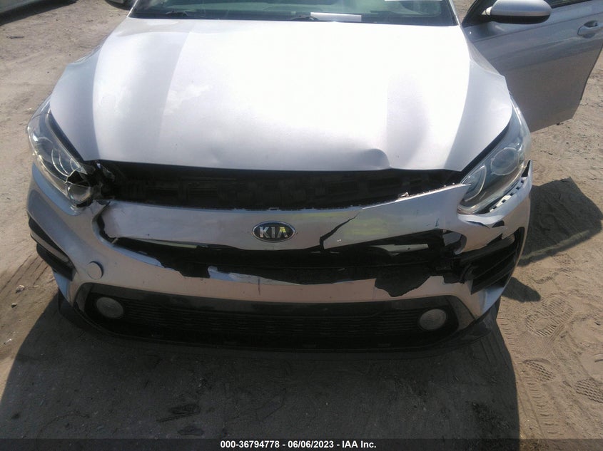 VIN 3KPF24AD2KE129834 2019 KIA FORTE LXS