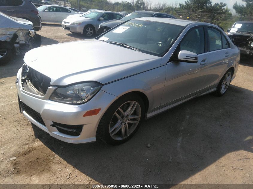 2013 MERCEDES-BENZ C-CLASS C 300 - WDDGF8AB1DG120940