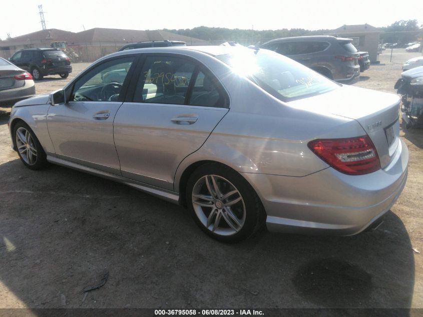 2013 MERCEDES-BENZ C-CLASS C 300 - WDDGF8AB1DG120940