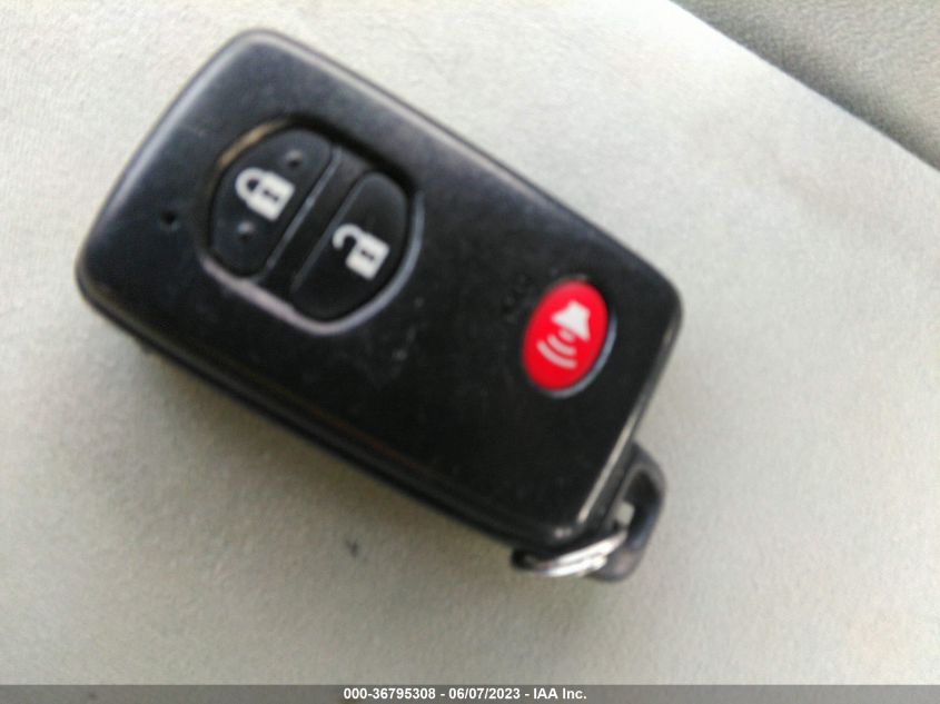 2014 TOYOTA PRIUS - JTDKN3DU3E1759851