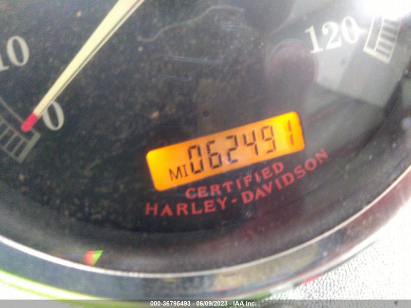 2004 HARLEY-DAVIDSON FLHPI - 1HD1FHW134Y721047