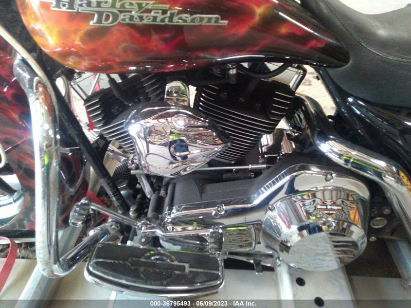 2004 HARLEY-DAVIDSON FLHPI - 1HD1FHW134Y721047
