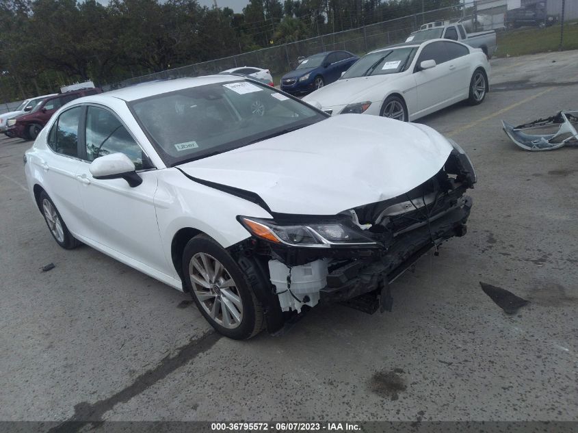 2022 TOYOTA CAMRY LE - 4T1C11AK4NU645861
