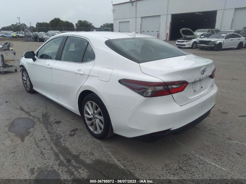 2022 TOYOTA CAMRY LE - 4T1C11AK4NU645861