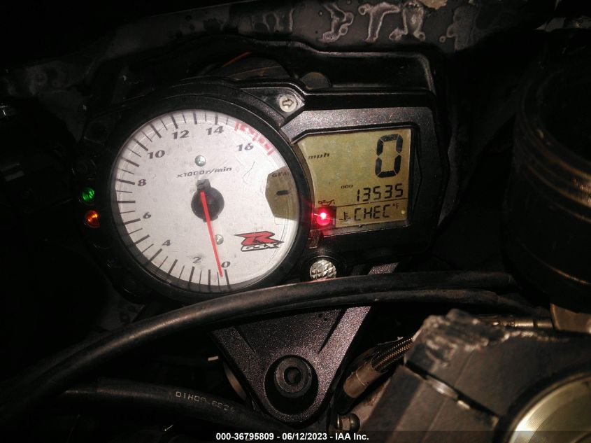 2006 SUZUKI GSX-R750 K6 - JS1GR7KA462104422