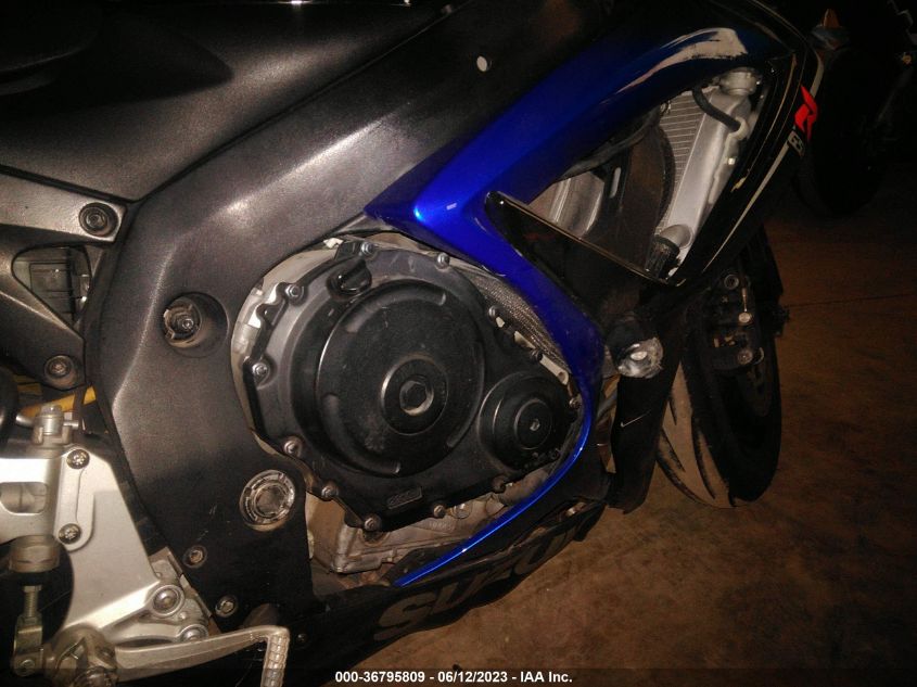 2006 SUZUKI GSX-R750 K6 - JS1GR7KA462104422