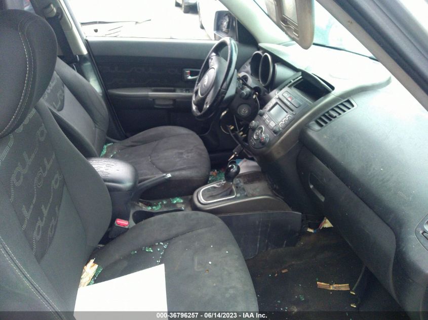 2013 KIA SOUL + - KNDJT2A6XD7530077