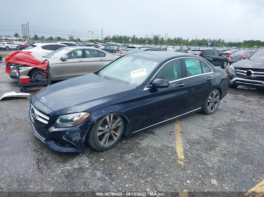 VIN 55SWF4JB1JU272882 2018 MERCEDES-BENZ C-CLASS C 300