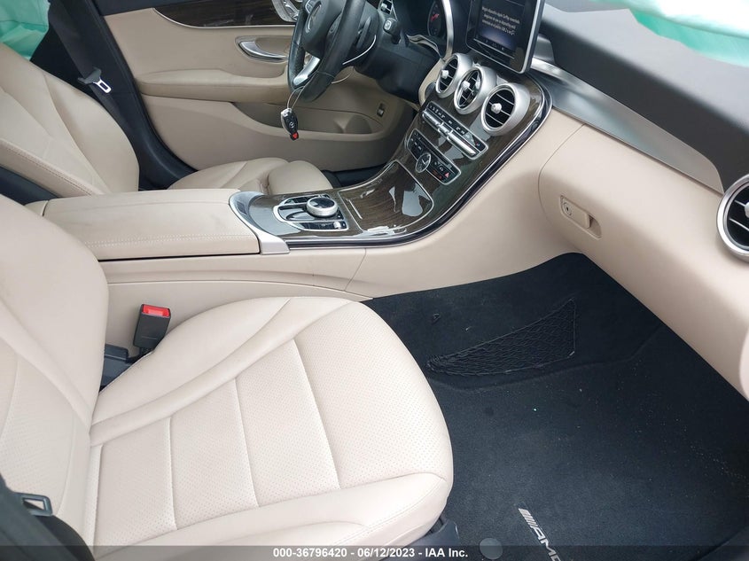 VIN 55SWF4JB1JU272882 2018 MERCEDES-BENZ C-CLASS C 300