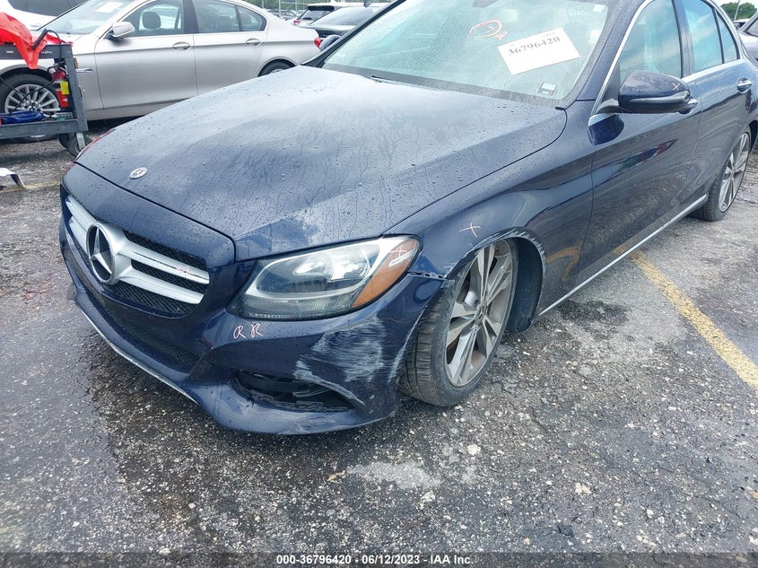 VIN 55SWF4JB1JU272882 2018 MERCEDES-BENZ C-CLASS C 300