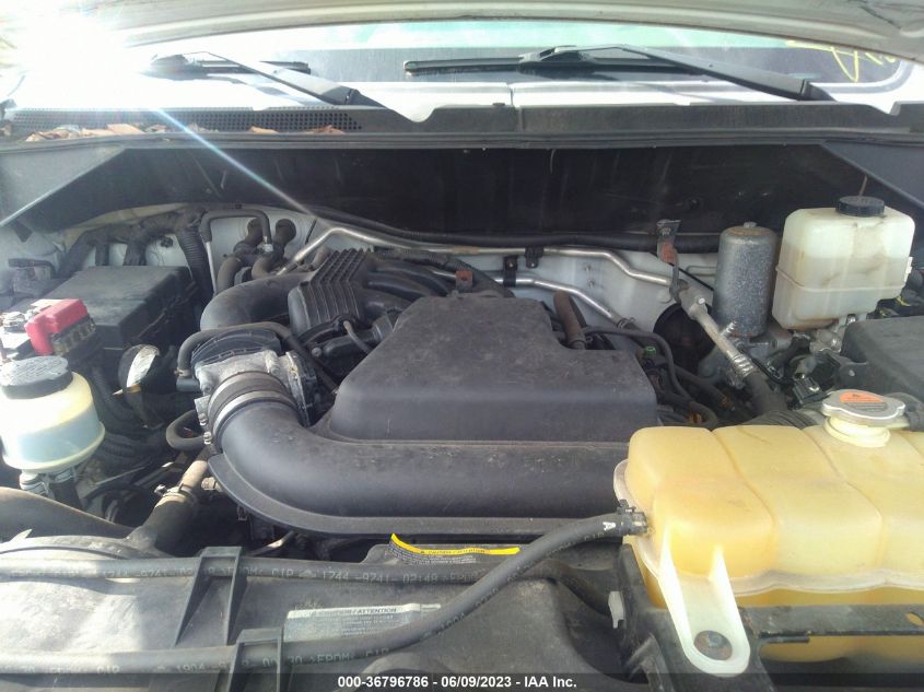 2014 NISSAN NV SV 1N6BF0KX0EN106523