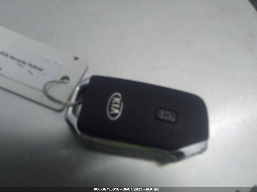 2021 KIA SORENTO HYBRID S KNDRG4LG7M5039275