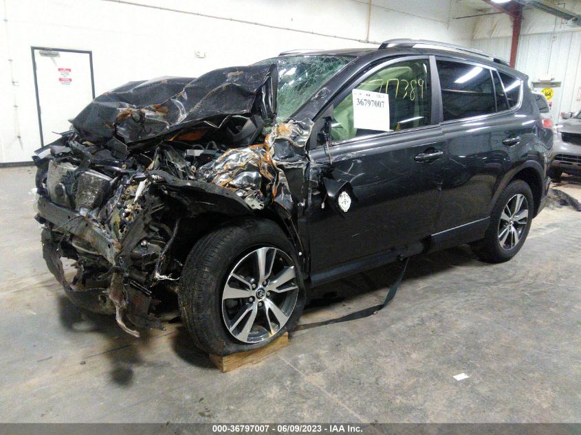 2018 TOYOTA RAV4 XLE/ADVENTURE - JTMRFREV7JJ717389