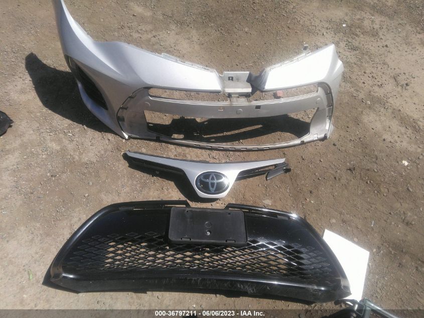 2018 TOYOTA COROLLA LE - 2T1BURHE1JC090445