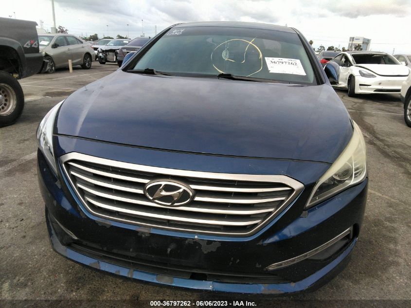 2015 HYUNDAI SONATA 2.4L SE - 5NPE24AF6FH169395