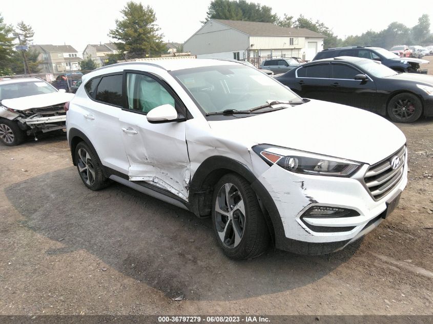 2017 HYUNDAI TUCSON LIMITED/SPORT AND ECO/SE - KM8J33A21HU471099