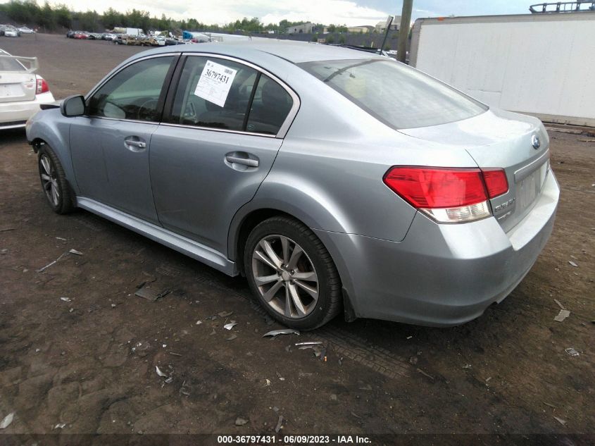 2013 SUBARU LEGACY 2.5I PREMIUM - 4S3BMBC65D3039843