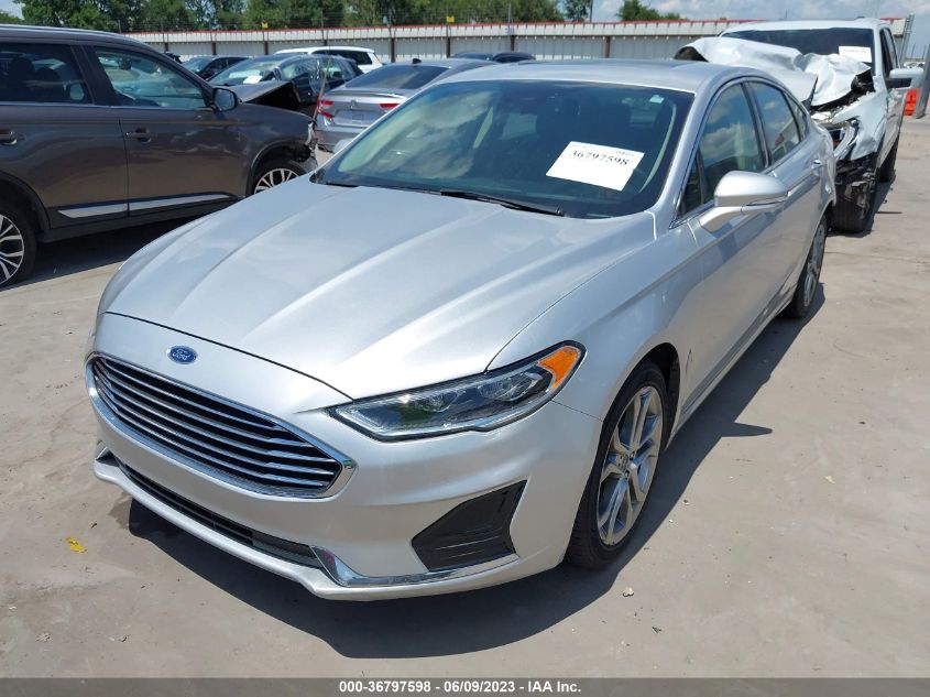 3FA6P0CD4KR182816 2019 FORD FUSION, photo no. 2