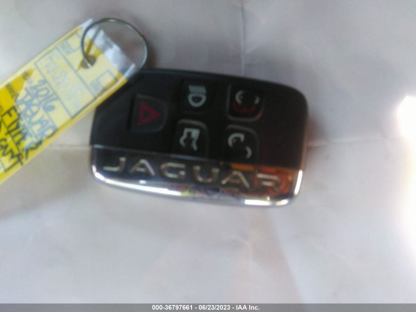 2016 JAGUAR F-TYPE R - SAJWJ6HL1GMK34029