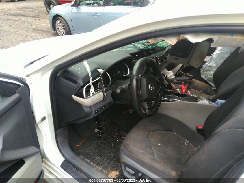 2018 TOYOTA CAMRY L/LE/XLE/SE/XSE - 4T1B11HK5JU507189