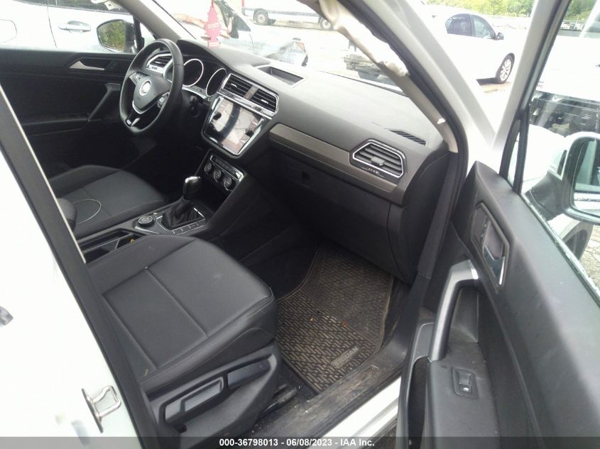 2020 VOLKSWAGEN TIGUAN SE/SEL/SE R-LINE BLACK - 3VV2B7AX7LM057080